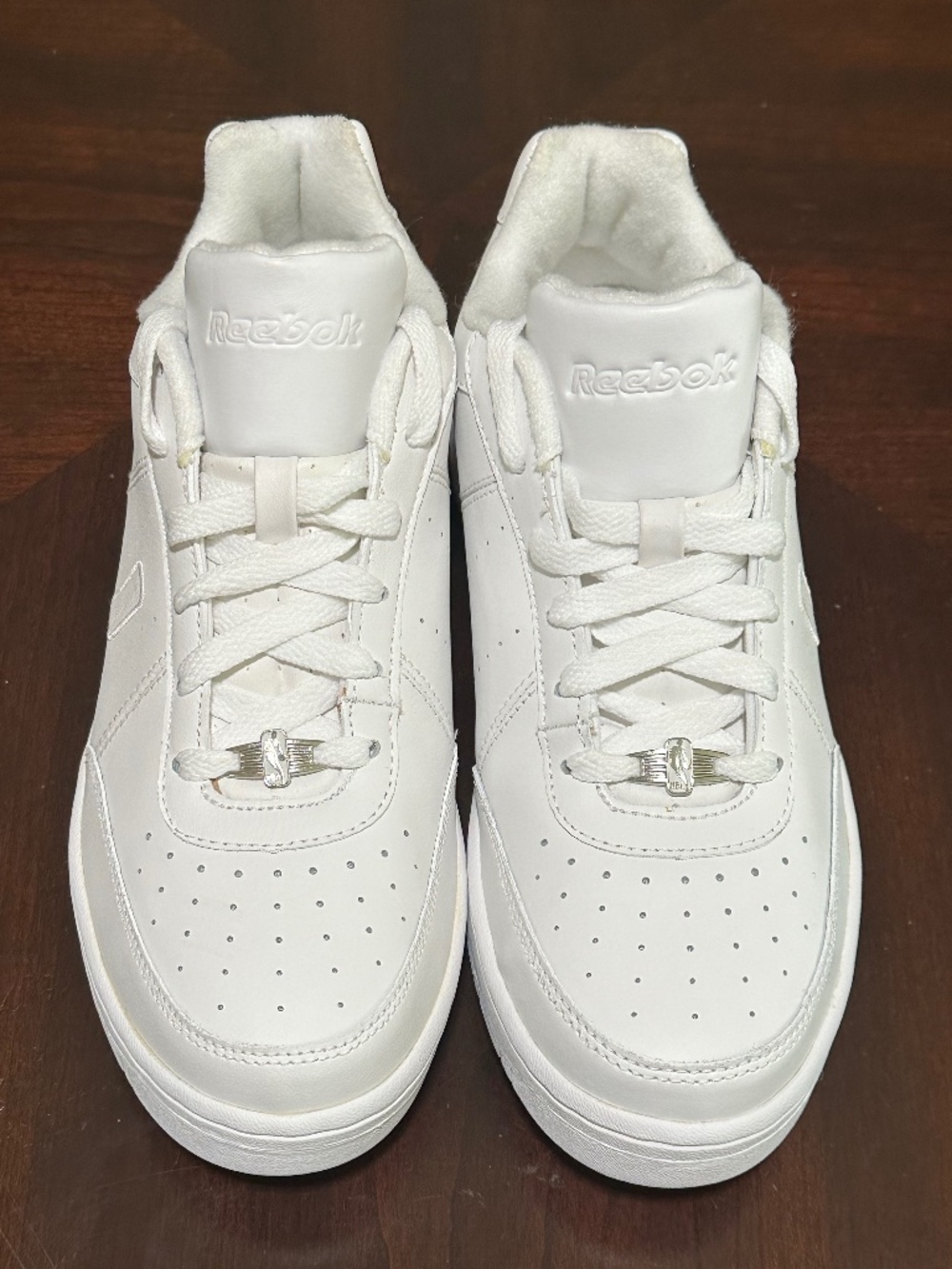 NEW Vintage Reebok NBA Downtime Low Sneakers, Size 6 - Picture 2 of 14
